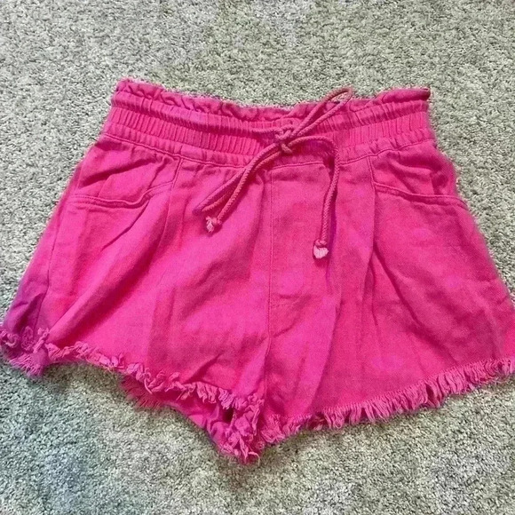 Pink drawstring shorts - Picture 1 of 2